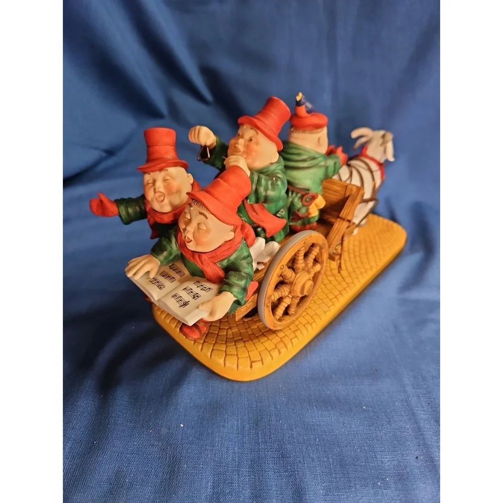 Dept 56 Christmas MERRY MAKERS Merrily We Roll Along Carolers Choir Monks 14x7